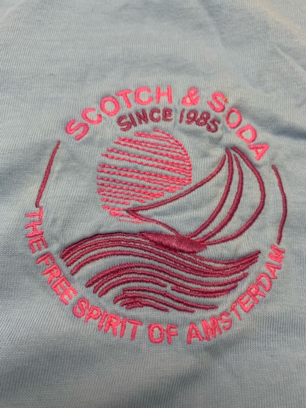 Scotch & Soda Pale Blue T‑Shirt with Neon Pink Trim XL - Picture 3 of 6